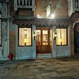 ** Hotel Falier Włochy